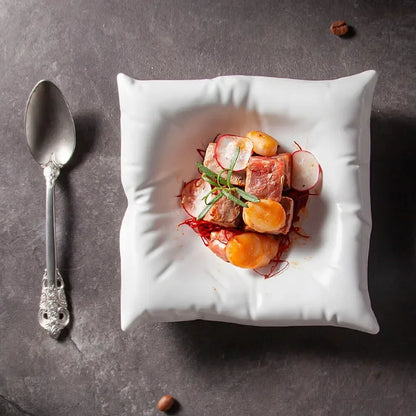 Amaury - Modern Pillow Plate